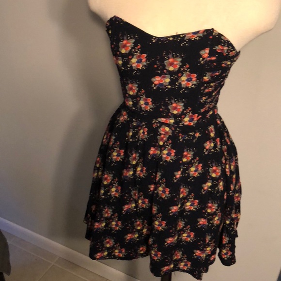 Lucca Couture Floral Dress - Picture 3 of 8